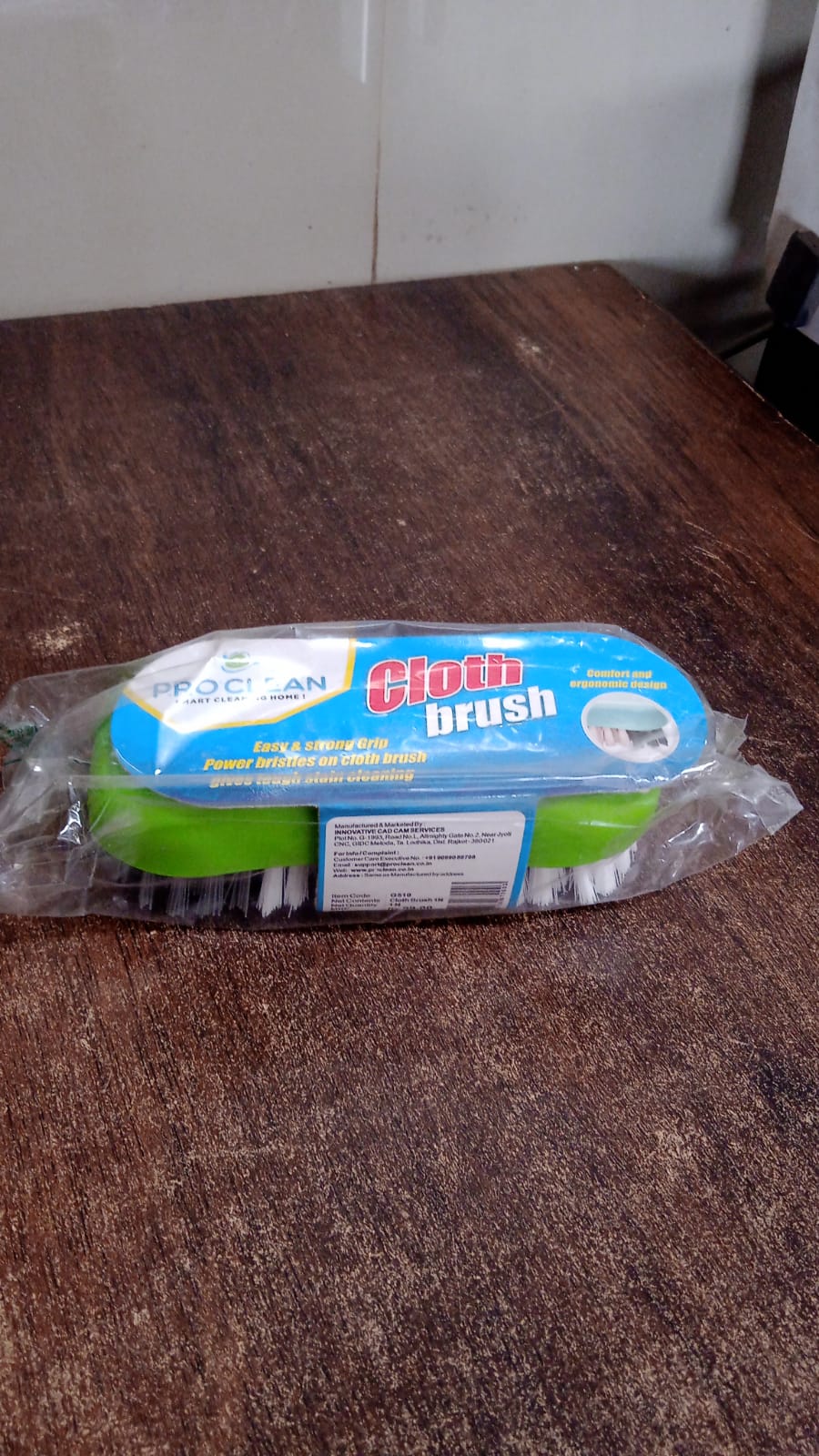 Pro Clean Multi-Purpose Cloth Washing Brush with Plastic Handle (1 Pc)